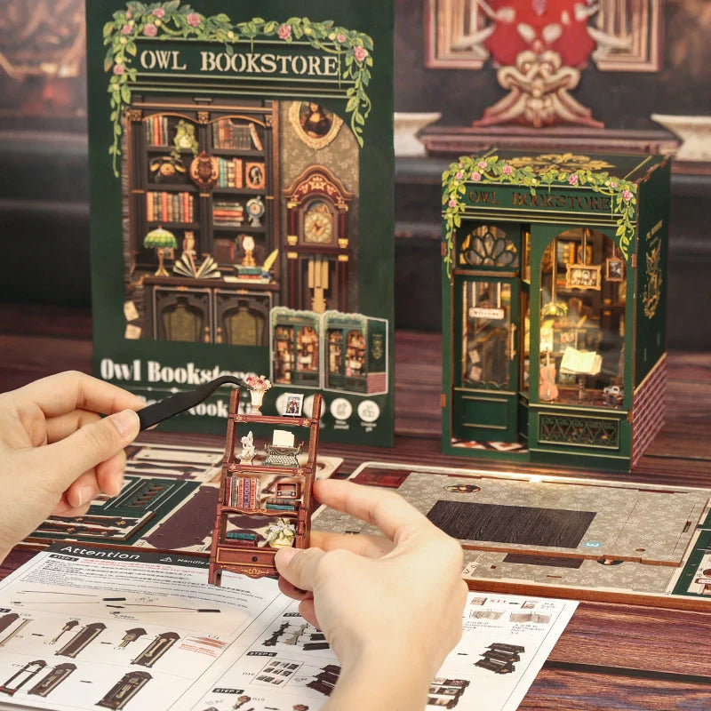 Book Nook "Livraria da Coruja" DIY (Faça Você Mesmo)