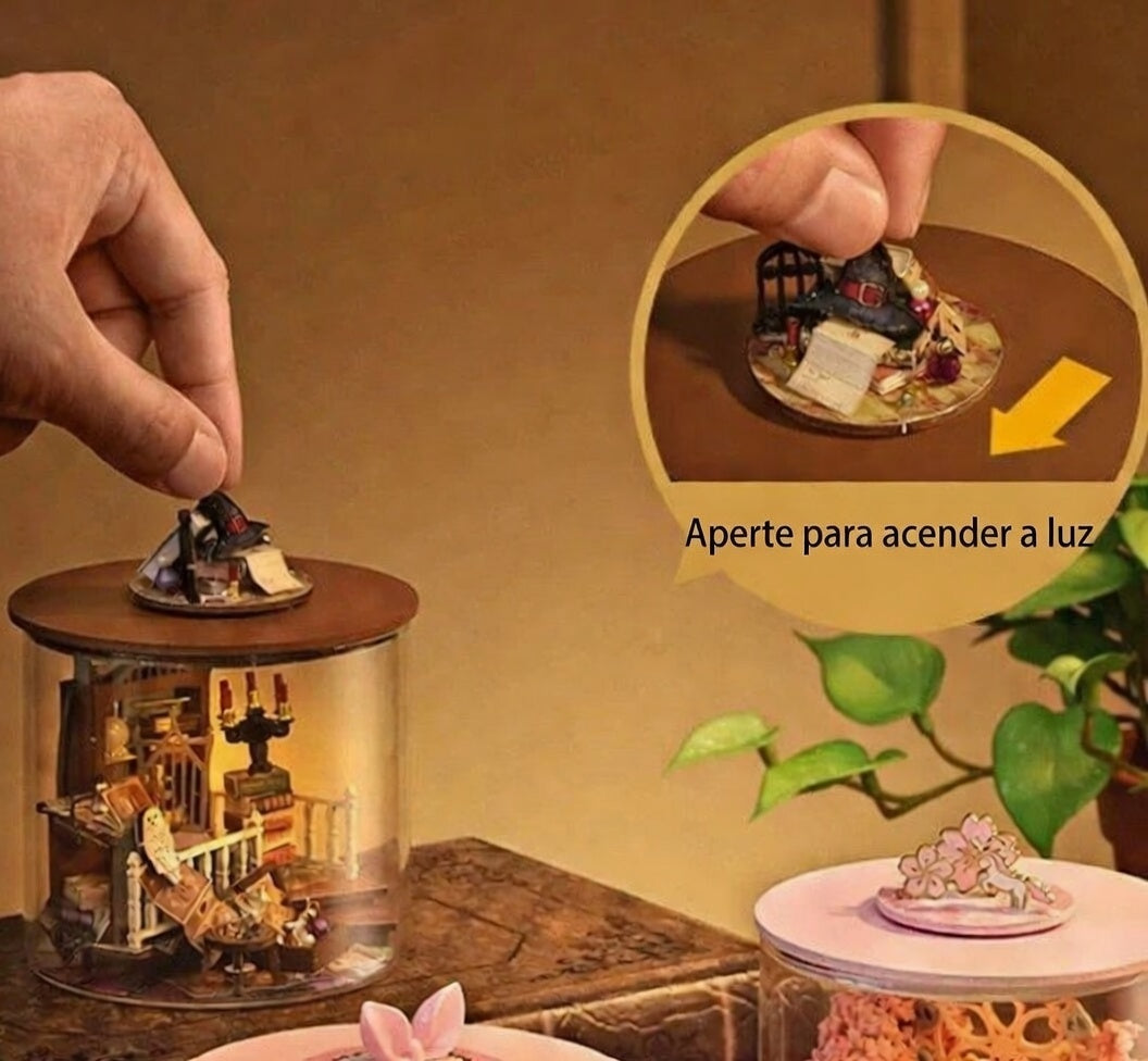 Casa Miniatura "A Pequena livraria da Coruja" DIY (Faça Você Mesmo)