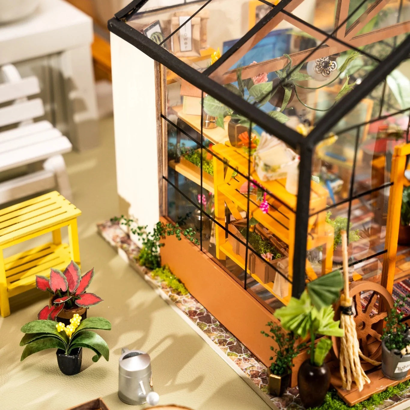 Casa Miniatura "Casa de Flores Encantadora" DIY (Faça Você Mesmo)