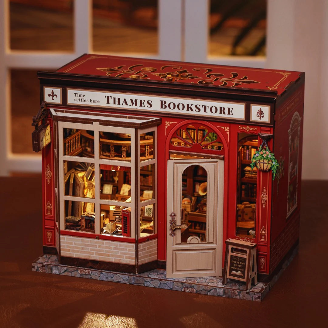 Casa Miniatura "Livraria Inglesa" DIY (Faça Você Mesmo)