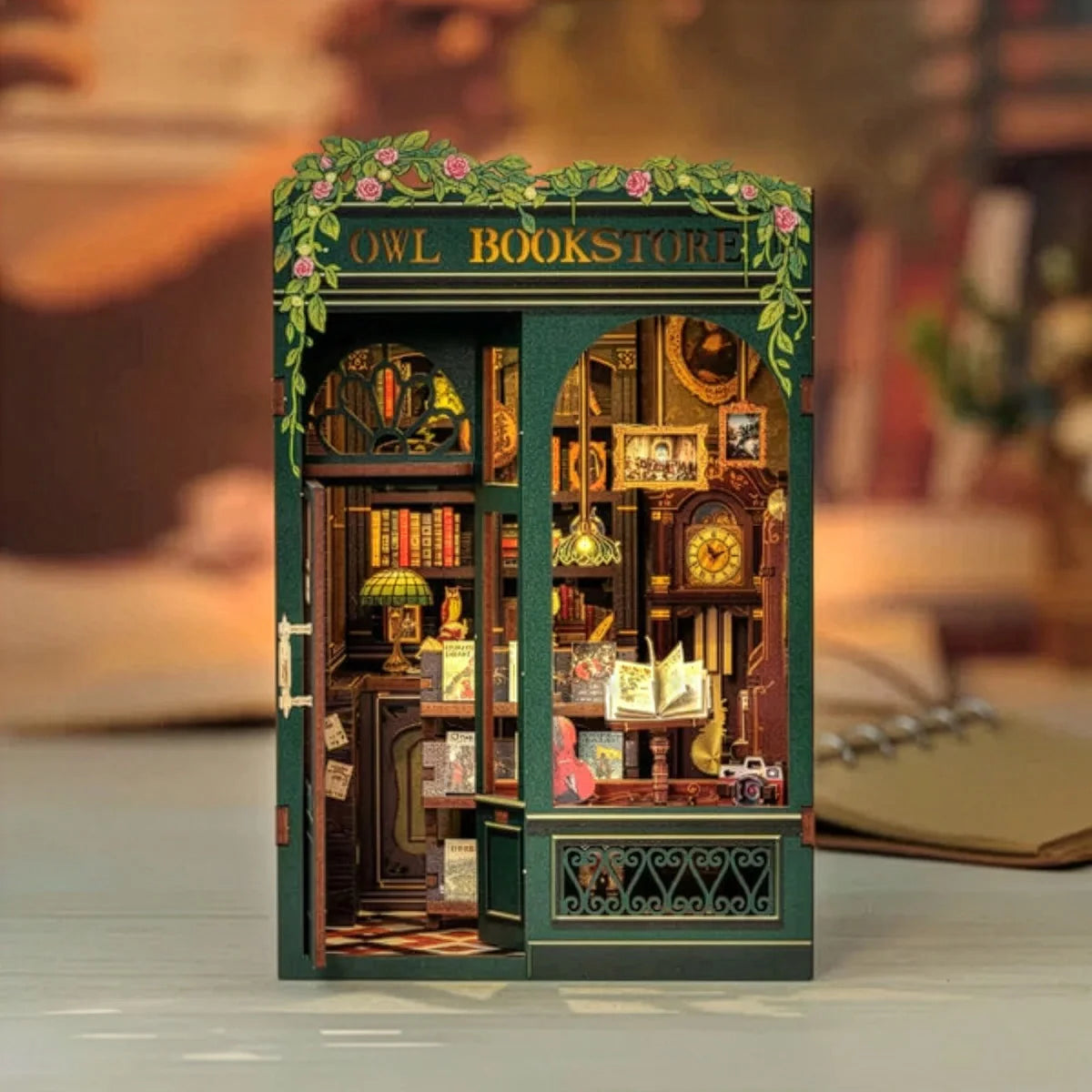 Book Nook "Livraria da Coruja" DIY (Faça Você Mesmo)
