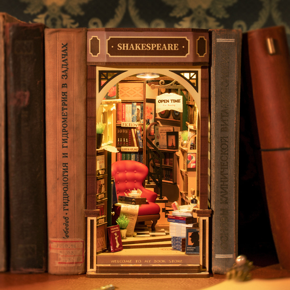 Book Nook "Livraria Shakespeare" DIY (Faça Você Mesmo)
