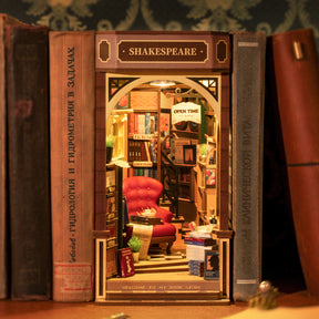 Book Nook "Livraria Shakespeare" DIY (Faça Você Mesmo)