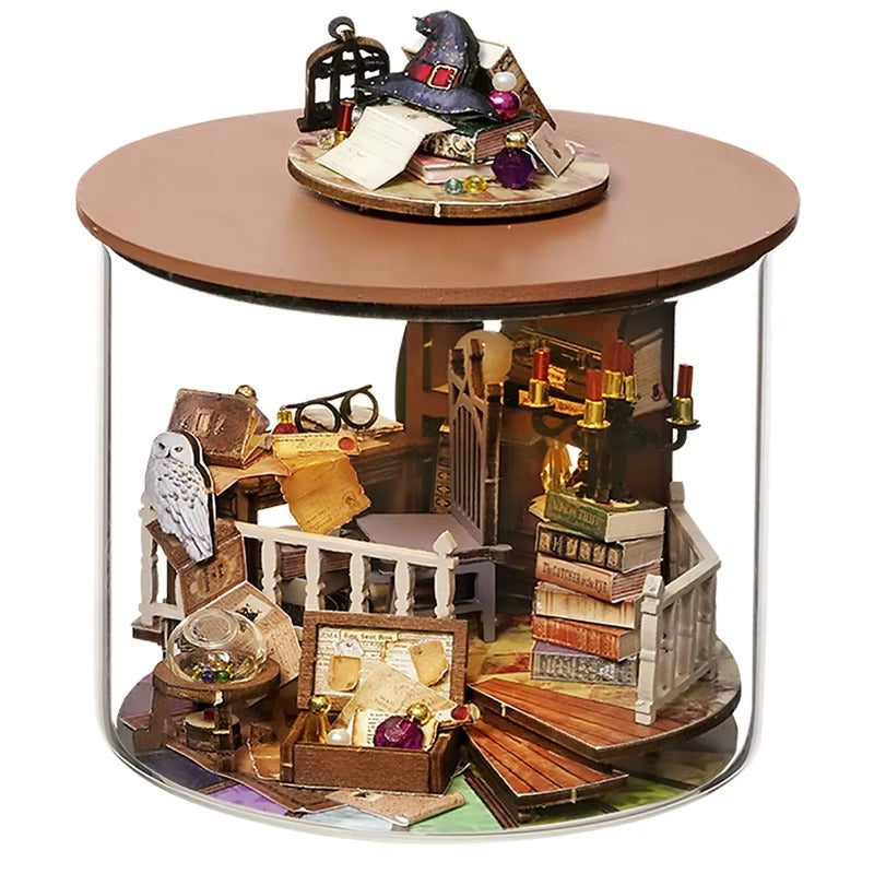 Casa Miniatura "A Pequena livraria da Coruja" DIY (Faça Você Mesmo)