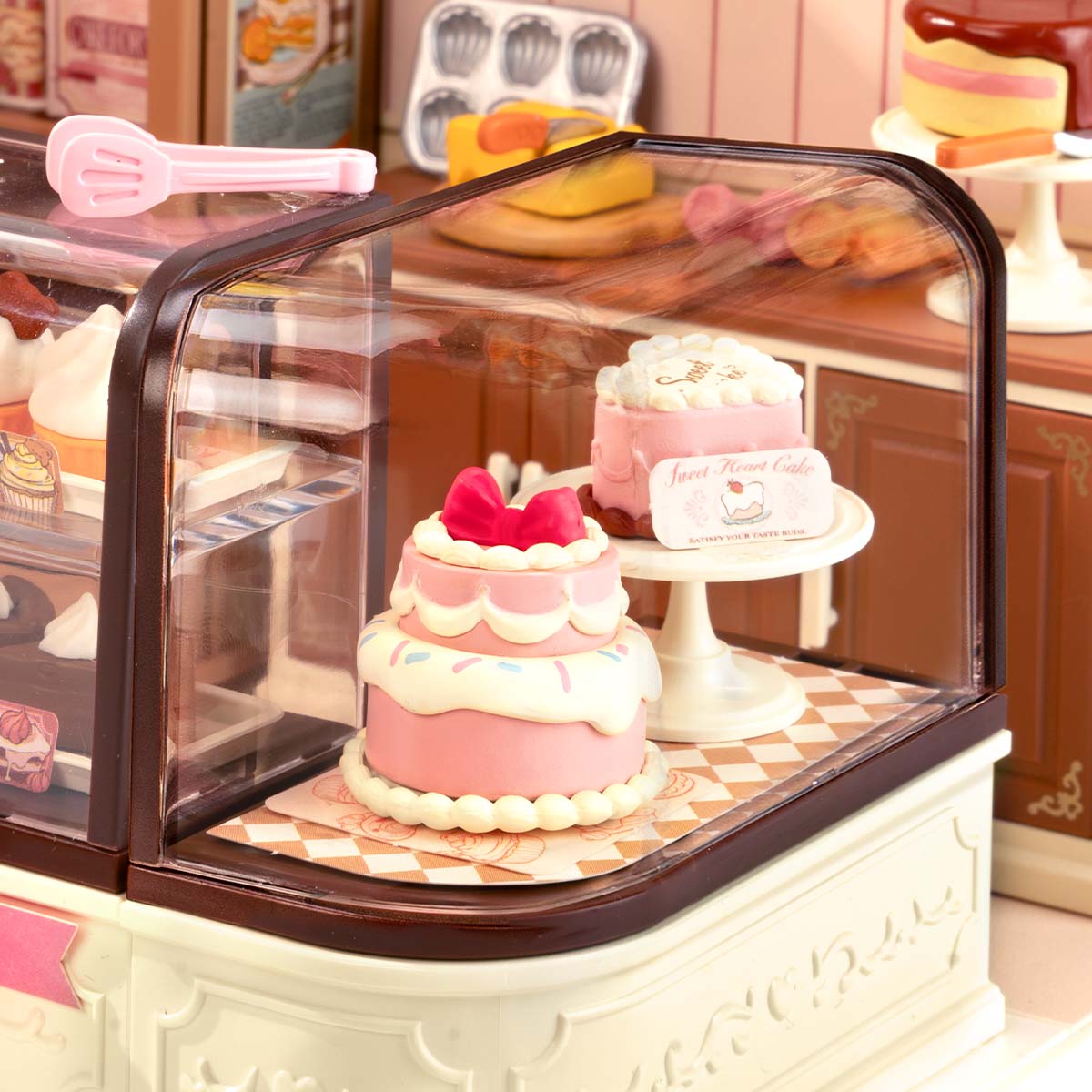 Casa Miniatura "Confeitaria de Delícias" DIY (Faça Você Mesmo)