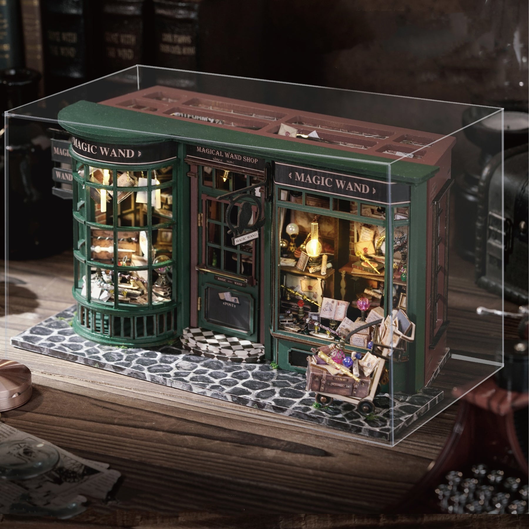 Casa Miniatura "Empório Mágico" DIY (Faça Você Mesmo)