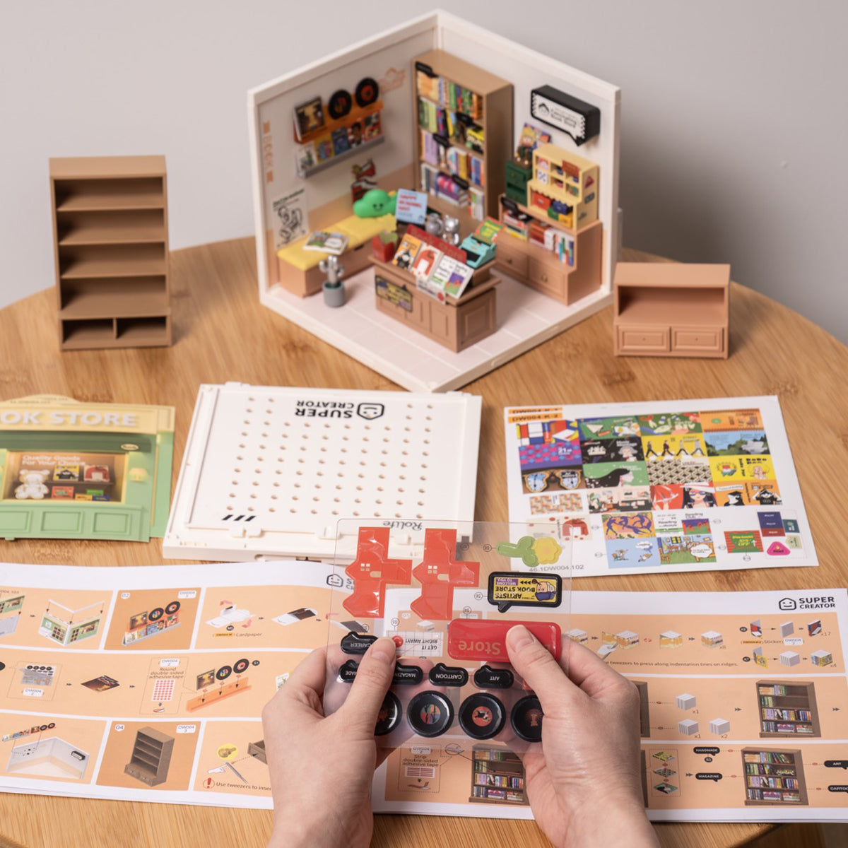 Casa Miniatura "Livraria Contemporânea" DIY (Faça Você Mesmo)