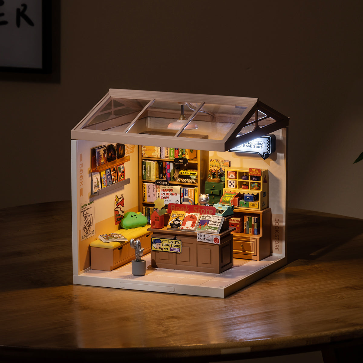 Casa Miniatura "Livraria Contemporânea" DIY (Faça Você Mesmo)