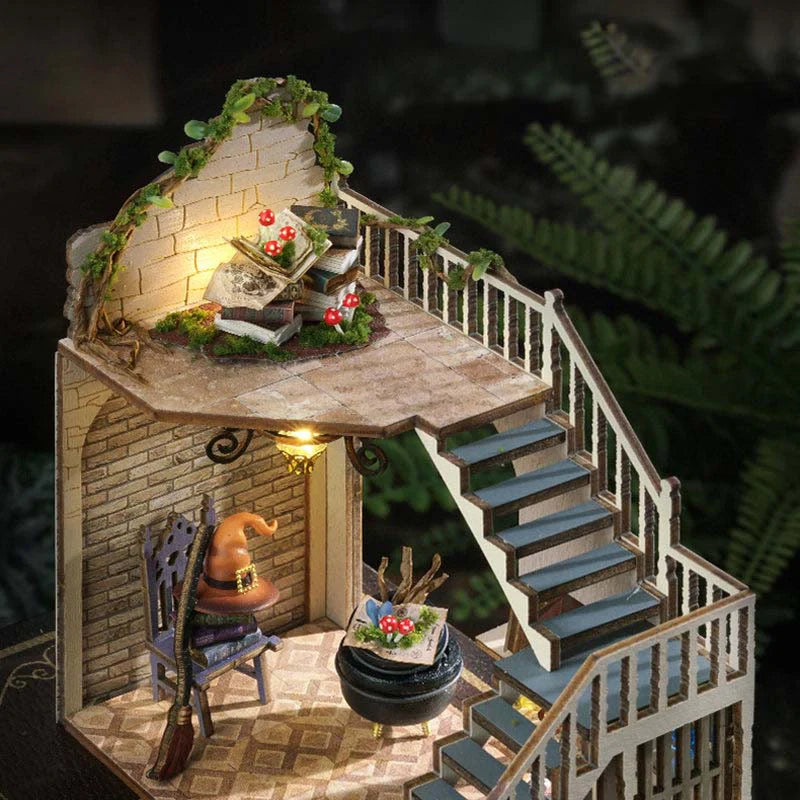 Casa Miniatura "Oficina de Feitiçaria Arcana" DIY (Faça Você Mesmo)