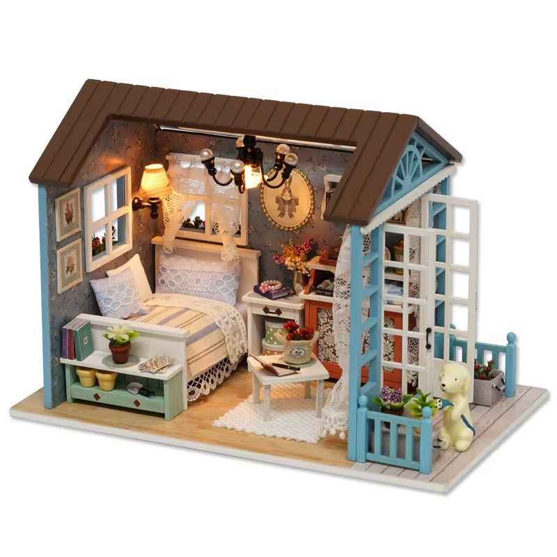 Casa Miniatura "Quarto Feliz" DIY (Faça Você Mesmo)